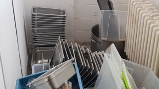 Různe druhy gastronádob